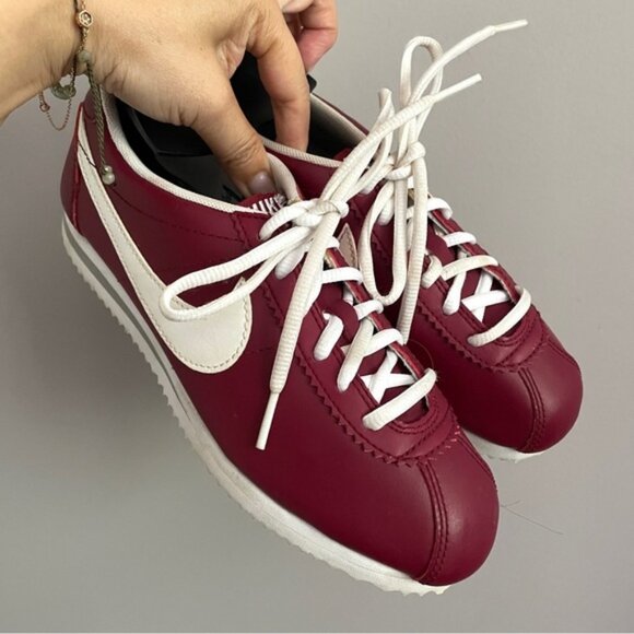 🛑 Dark Red Nike Cortez Low Profile Sneakers - 5.5 / 6 - Picture 1 of 9
